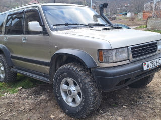 Isuzu Trooper foto 3