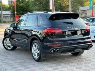 Porsche Cayenne foto 3