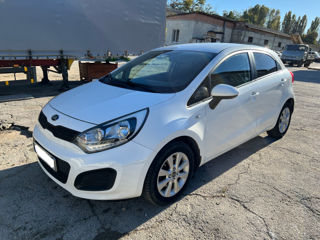 KIA Rio foto 2