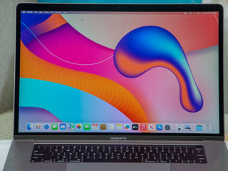 Macbook Pro 15 2019/ Core I9 9880H/ 16Gb Ram/ Radeon Pro 560X/ 500Gb SSD/ 15.4" Retina!! foto 7