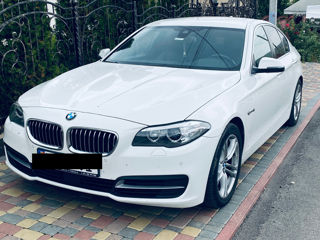 BMW 5 Series foto 1