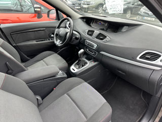 Renault Grand Scenic foto 8