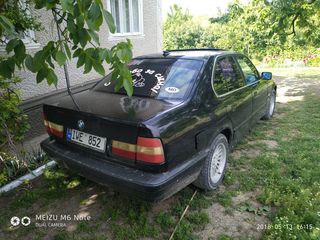 BMW 5 Series foto 4