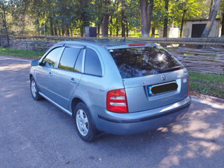 Skoda Fabia foto 4