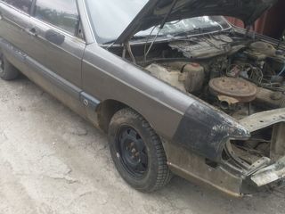 Audi 100 piese foto 7