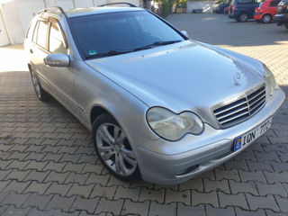 Mercedes C-Class