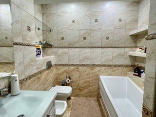 Apartament cu 2 camere, 72 m², Poșta Veche, Chișinău foto 4