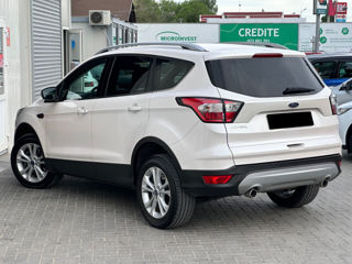 Ford Kuga foto 3