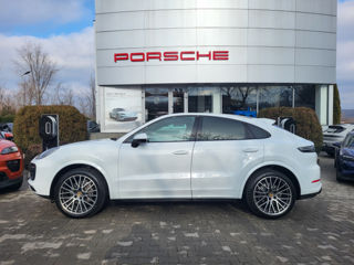 Porsche Cayenne Coupe foto 2