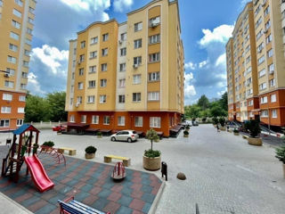 Apartament cu 2 camere, 80 m², Centru, Chișinău foto 17