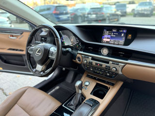 Lexus ES Series foto 9