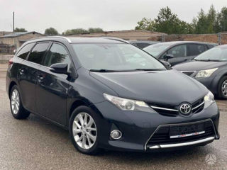 Toyota Auris foto 3