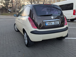 Lancia Ypsilon foto 5