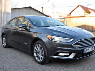 Ford Fusion foto 4