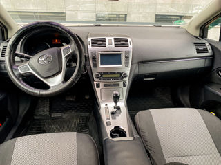 Toyota Avensis foto 3