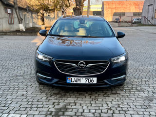 Opel Insignia foto 2