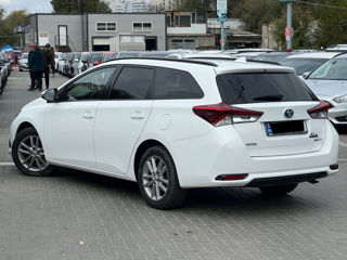 Toyota Auris foto 3