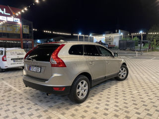 Volvo XC60 foto 9