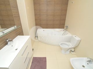 Chirie apartament, Centru, 1000 € ! foto 9