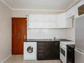 Apartament cu 1 cameră, 34 m², Centru, Chișinău foto 3