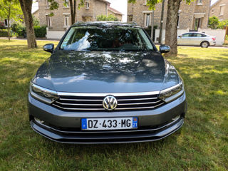 Volkswagen Passat foto 2