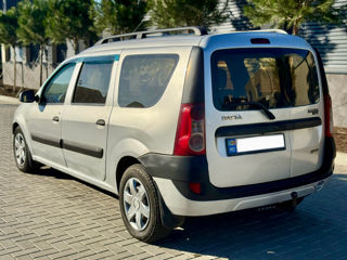 Dacia Logan foto 3