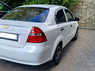 Chevrolet Aveo foto 5