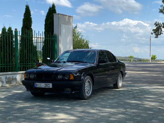 BMW 5 Series foto 5