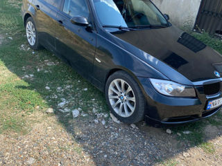 BMW 3 Series foto 4