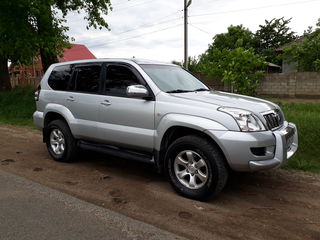 Toyota Land Cruiser Prado foto 4