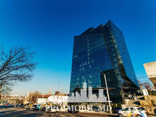 Ofertă urgentă! Vînzare sp. comercial, prima linie! M. Viteazul, 161 mp! foto 13