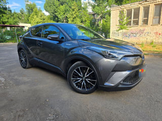 Toyota C-HR, 2018 г.