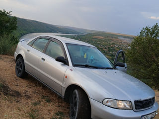 Audi A4 foto 2