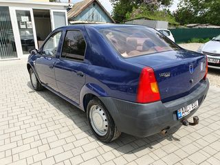 Dacia Logan foto 6