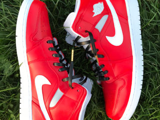 Nike Air Jordan 1 Mid foto 5