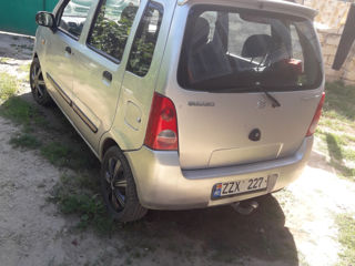 Suzuki Wagon R+