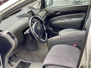 Toyota Prius foto 6