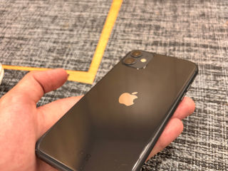 iPhone 11 128GB Black foto 2