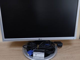 Monitor LG L194WTS      220 lei