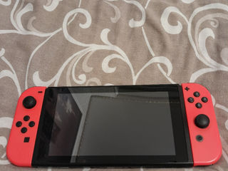 Vând nintendo switch