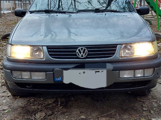 Volkswagen Passat foto 1