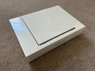 Macbook Air 13 - Procesor M2 / 8gb / 256gb / Sigilat / New