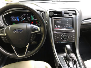 Ford Fusion foto 6