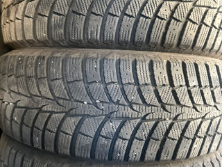 225/60 R18 Laufen