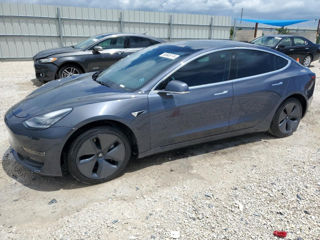 Tesla Model 3 foto 3