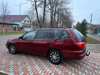 Toyota Carina foto 6