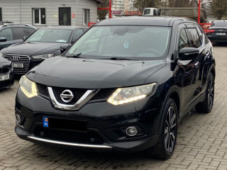 Nissan X-Trail foto 1