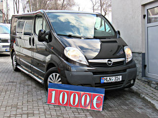 Opel Vivaro 2.5 foto 3