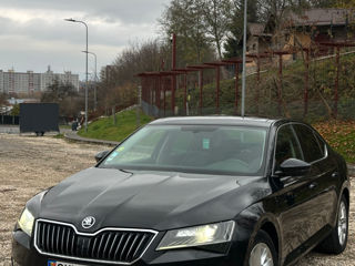 Skoda Superb foto 5