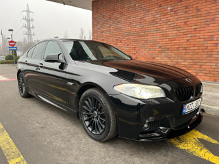 BMW 5 Series foto 4